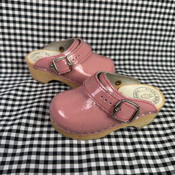 Ugglebo Toffeln Clogs Girls Pink Patent Leather Swedish Clogs EU 23 - Picture 1 of 5